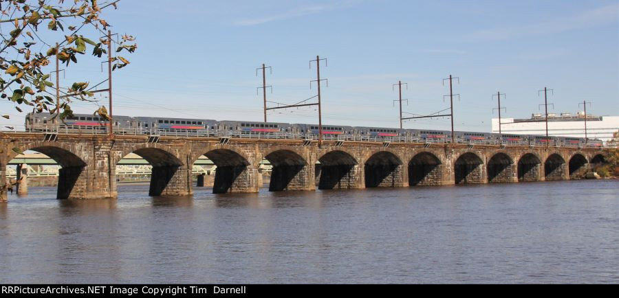 10 car NJT train heads east.